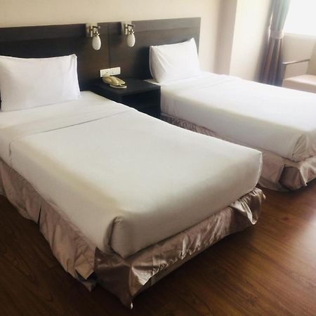Sinkiat Buri Hotel Satun Luaran gambar