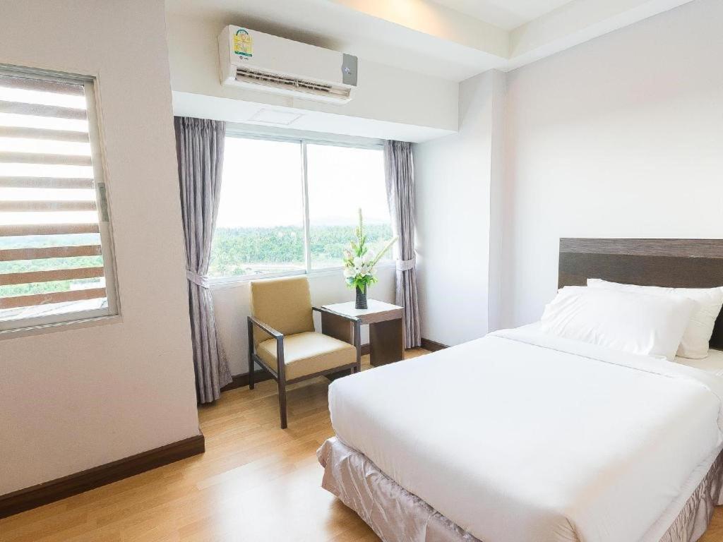 Sinkiat Buri Hotel Satun Luaran gambar