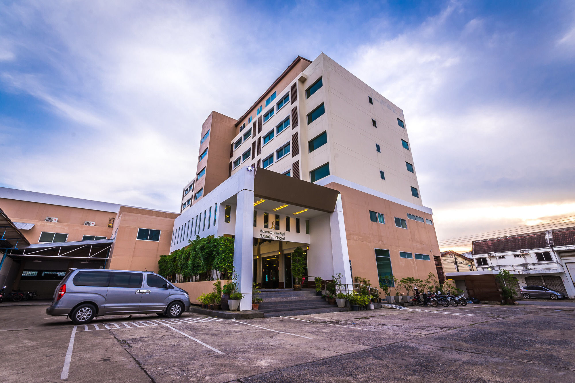 Sinkiat Buri Hotel Satun Luaran gambar